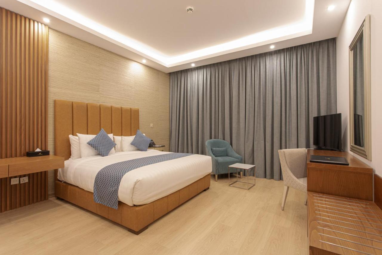 Sarwat Park Hotel Riyadh - Diplomatic Quarter Exterior photo
